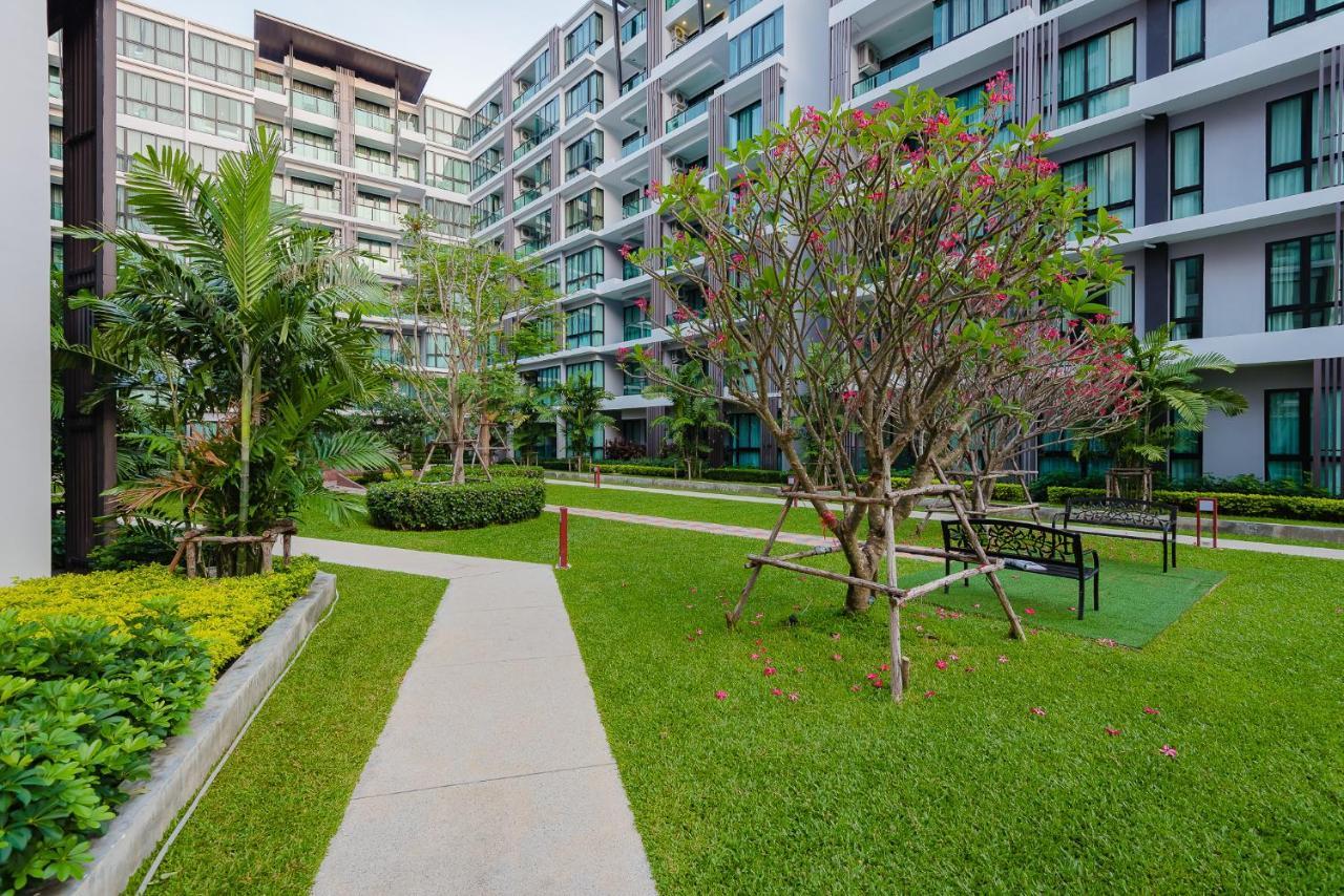 Wyndham Royal Lee Phuket Hotel Nai Yang Exterior photo